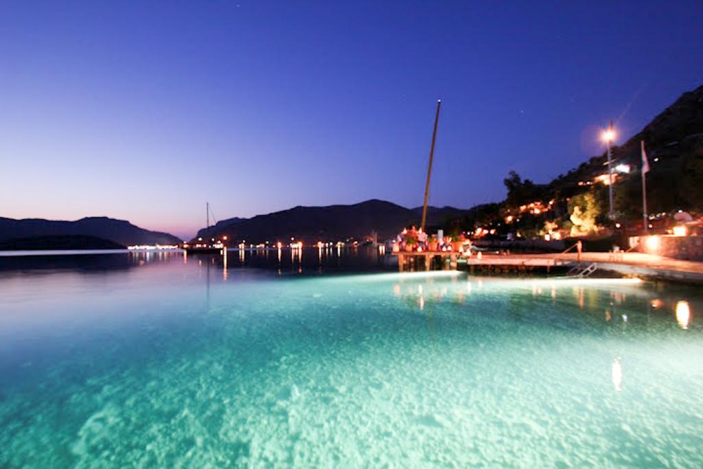 Bozburun Yacht Club Hotel Buitenkant foto