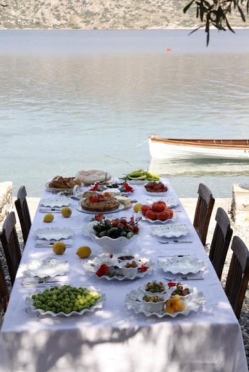 Bozburun Yacht Club Hotel Buitenkant foto